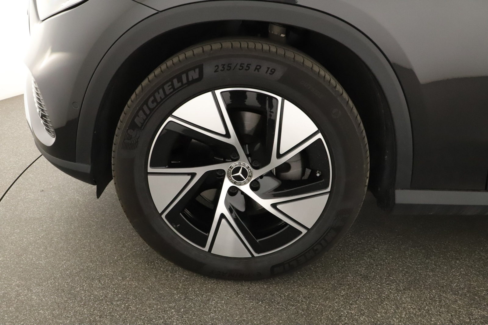 Mercedes-Benz GLC - 2024