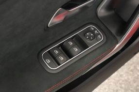 Mercedes-Benz CLA - 2024