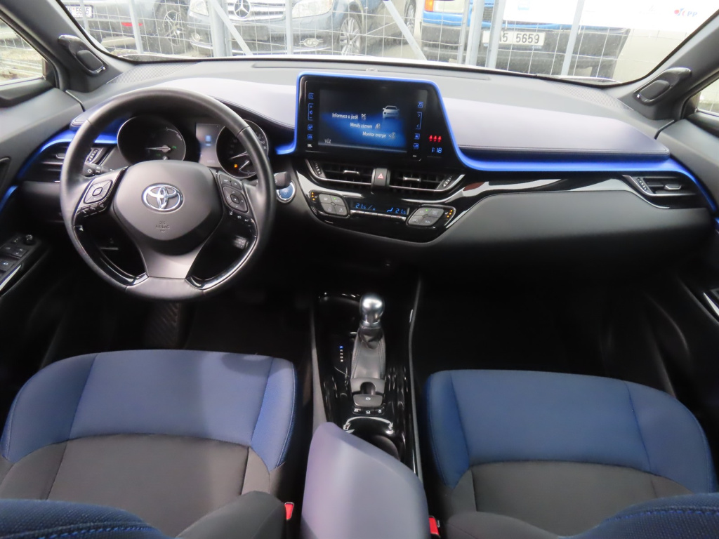 Toyota C-HR, 2017, 1.8 Hybrid, 90kW