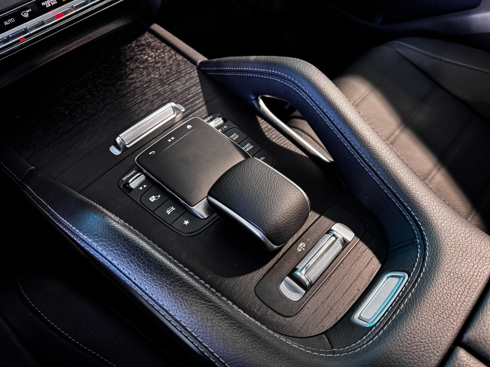 Mercedes-Benz GLS - 2024
