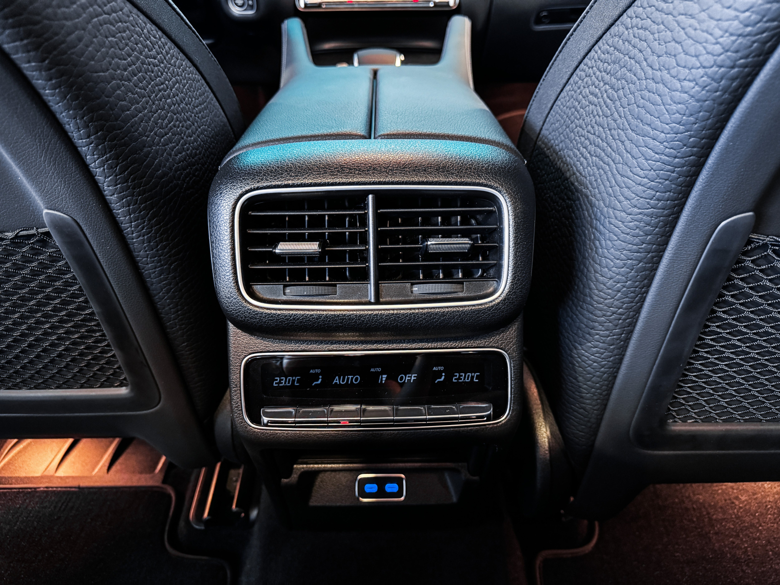 Mercedes-Benz GLS - 2024
