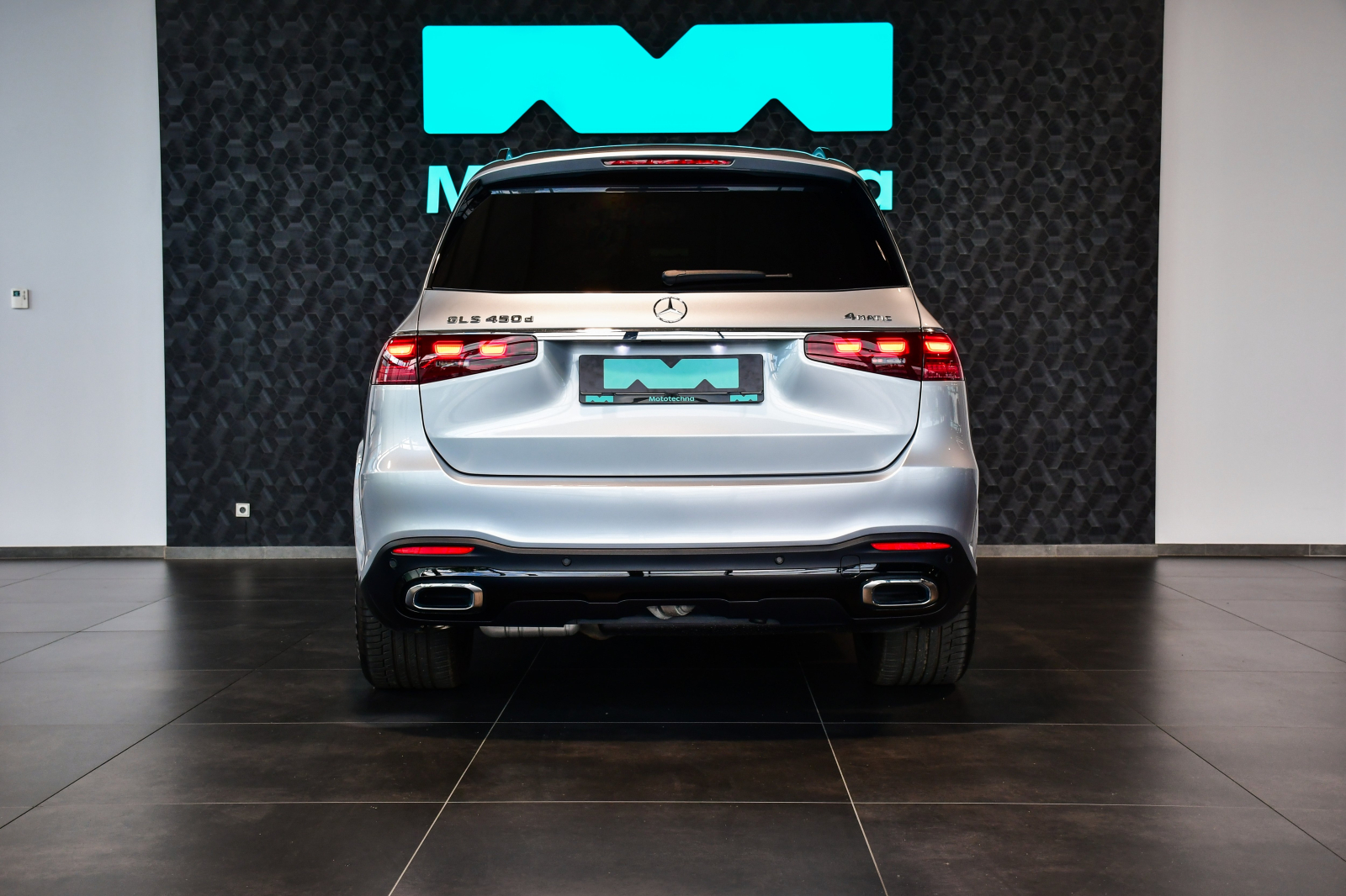 Mercedes-Benz GLS - 2024