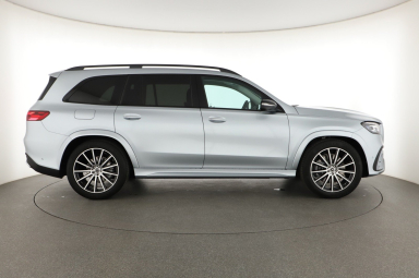 Mercedes-Benz GLS - 2024