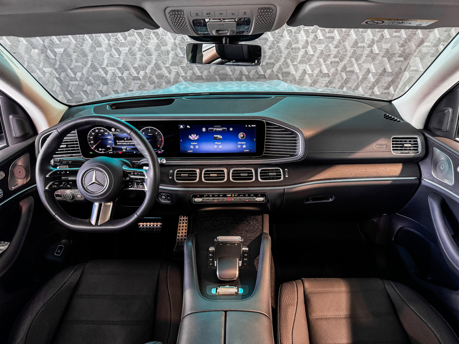 Mercedes-Benz GLS - 2024