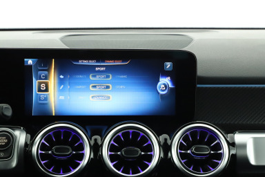 Mercedes-Benz GLB - 2024