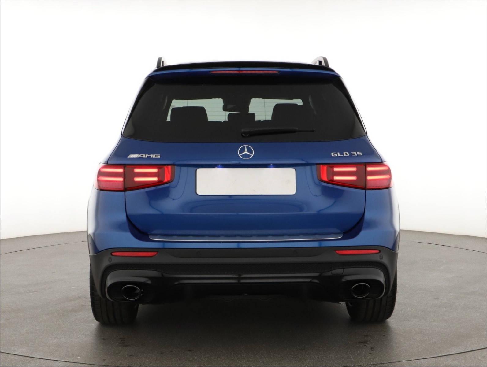 Mercedes-Benz GLB - 2024
