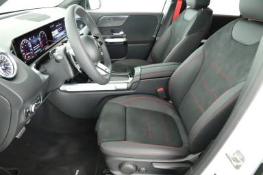 Mercedes-Benz GLB - 2024