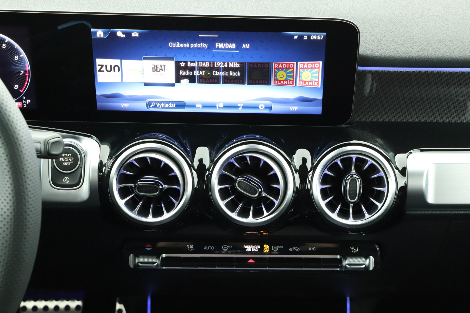 Mercedes-Benz GLB - 2024