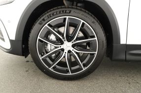 Mercedes-Benz GLB - 2024
