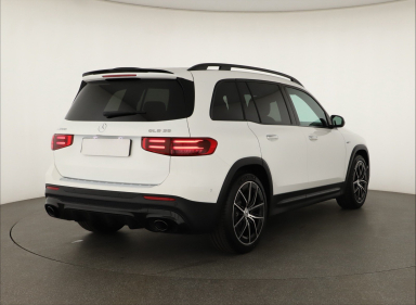 Mercedes-Benz GLB - 2024