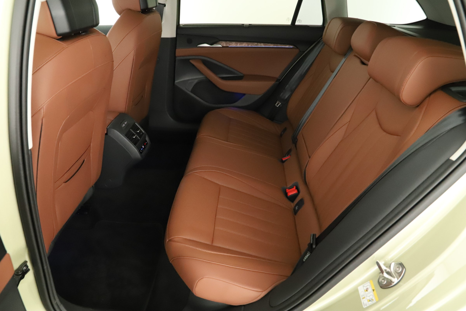 Škoda Superb - 2024