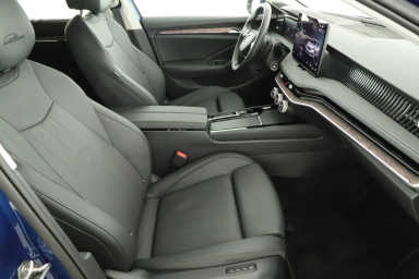 Škoda Superb - 2025