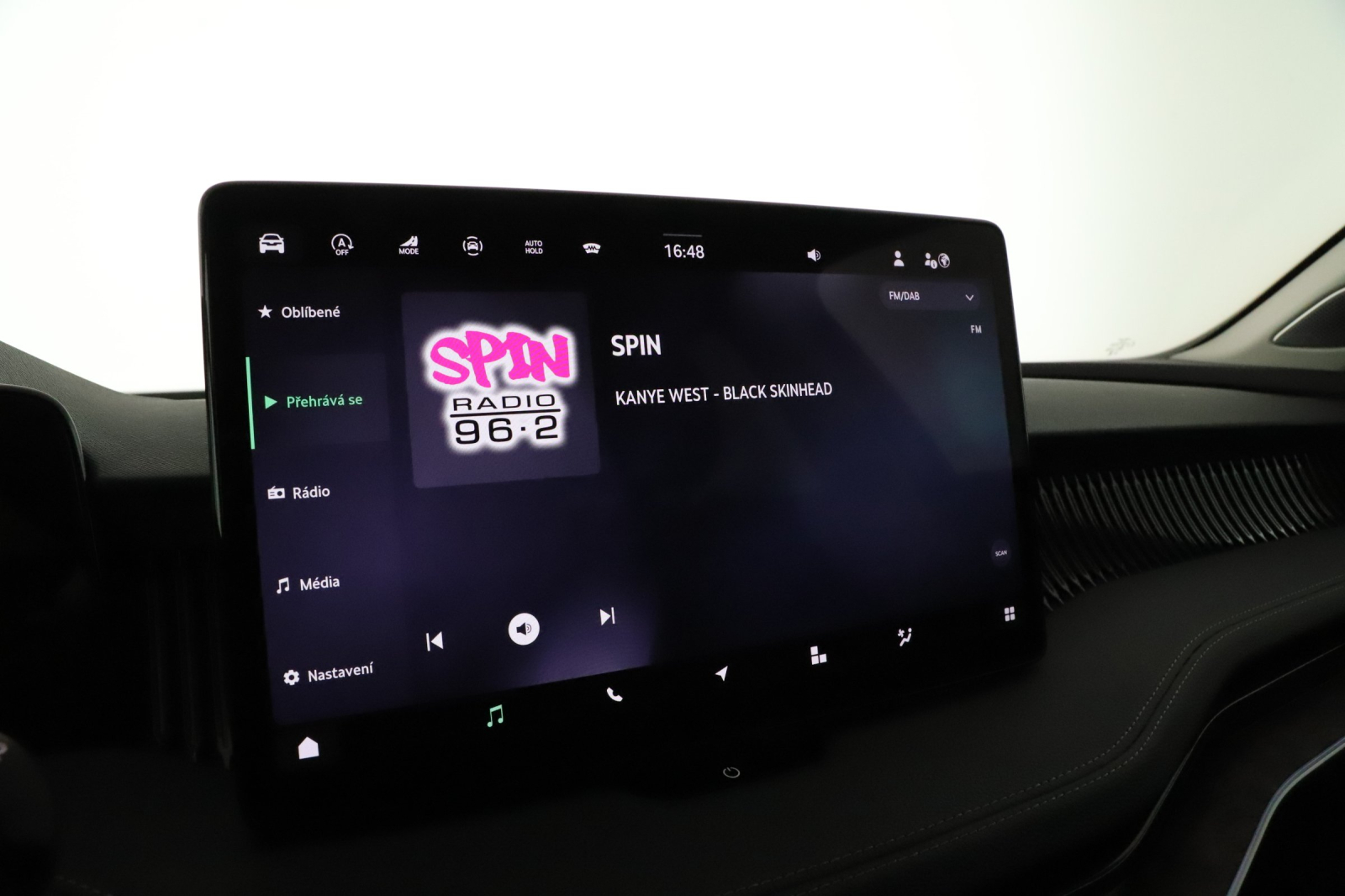 Škoda Superb - 2025