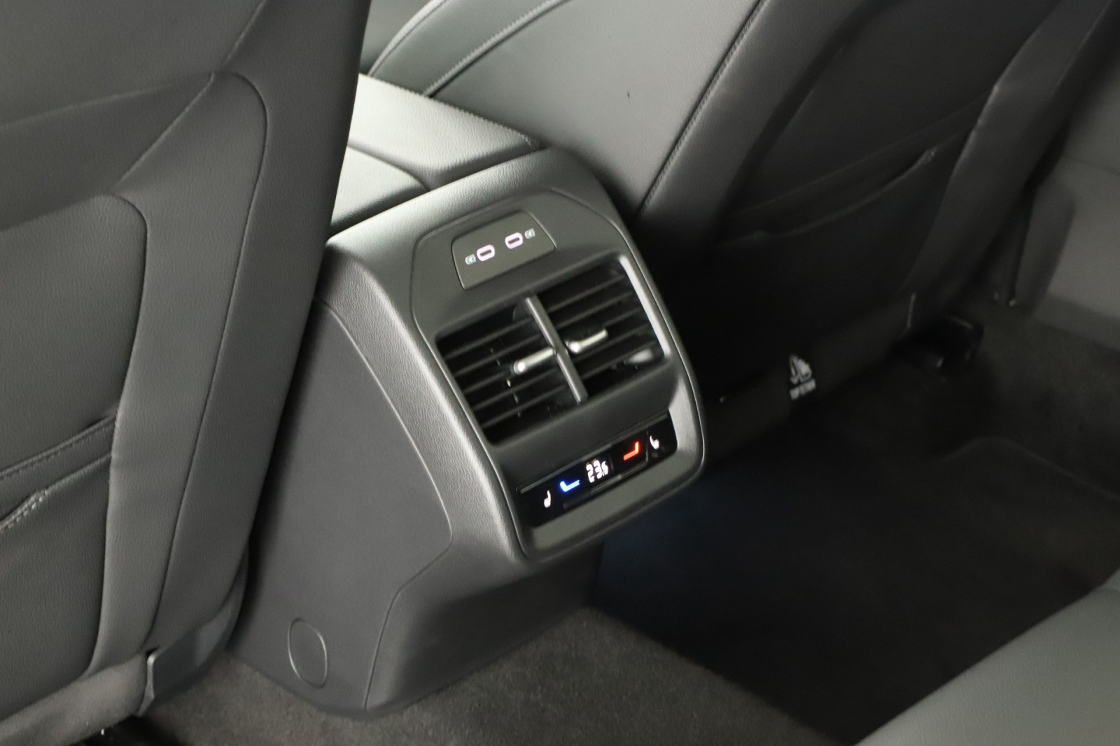 Škoda Superb - 2025