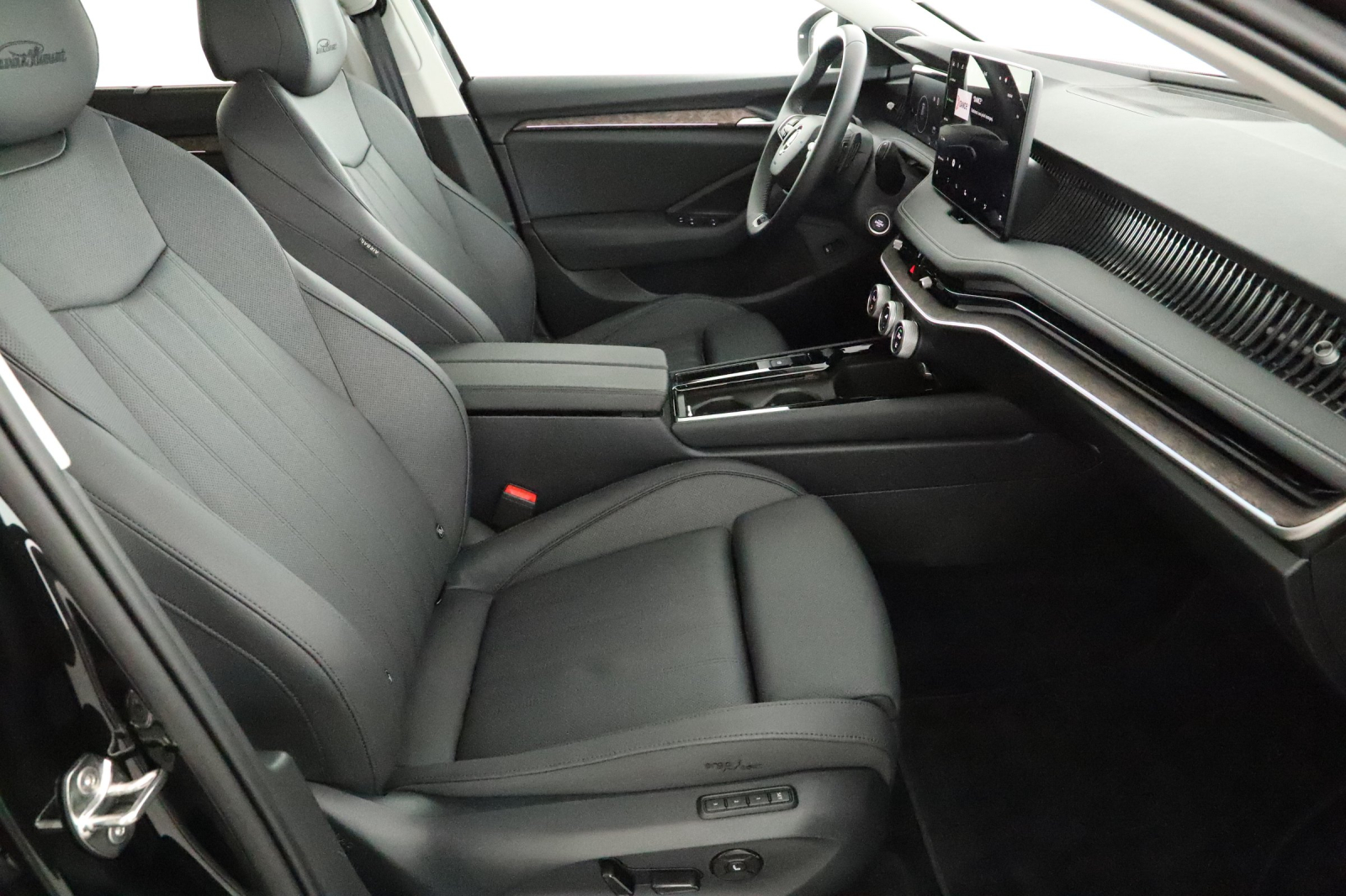 Škoda Superb - 2024