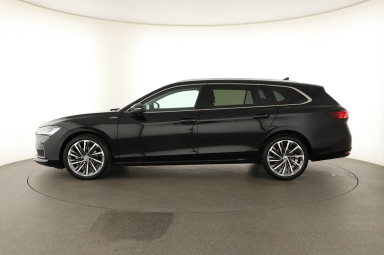 Škoda Superb - 2024