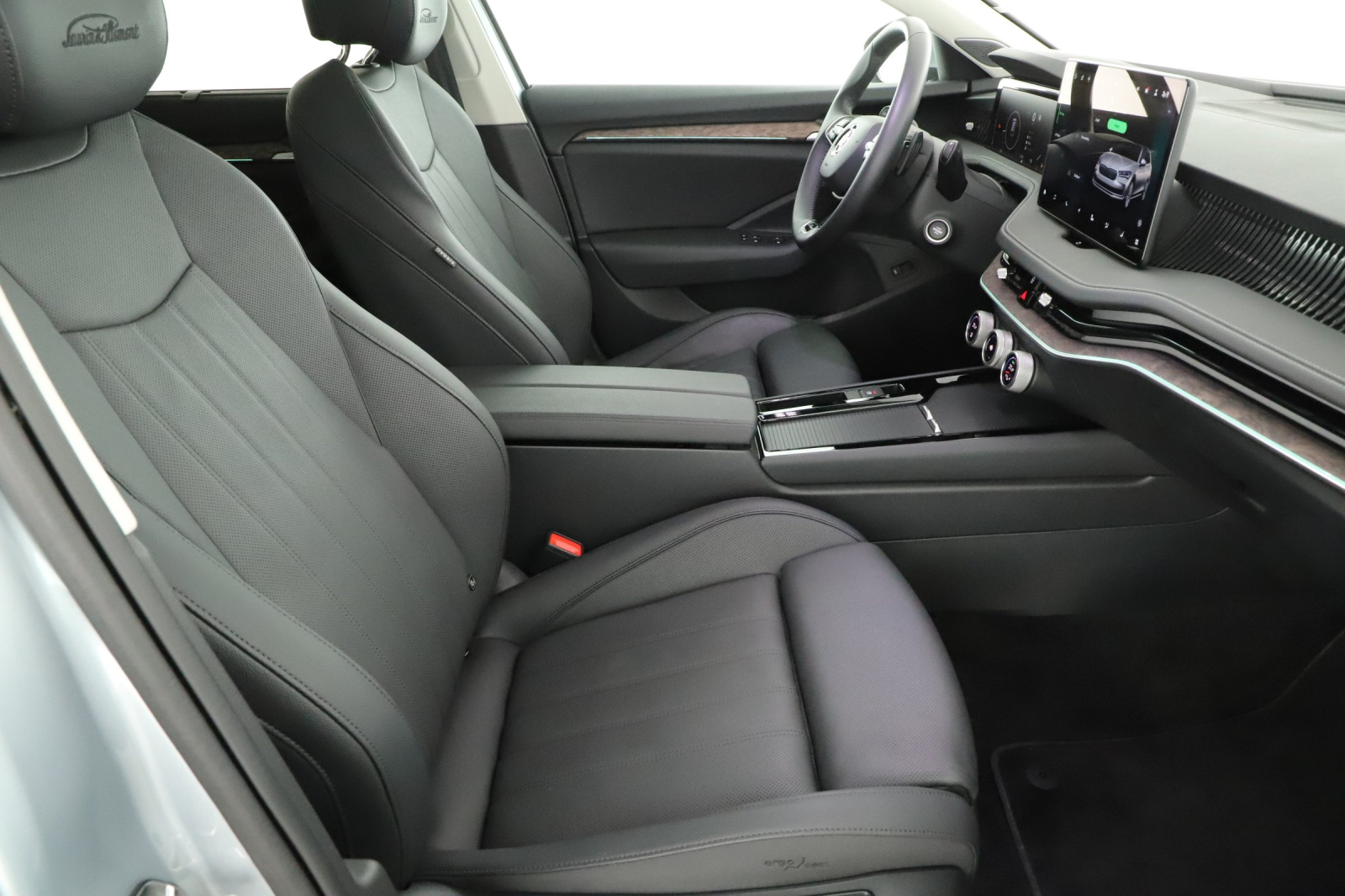 Škoda Superb - 2025