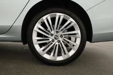 Škoda Superb - 2025