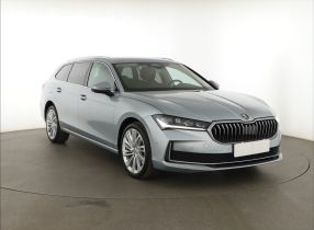 Škoda Superb - 2025