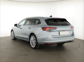 Škoda Superb - 2025