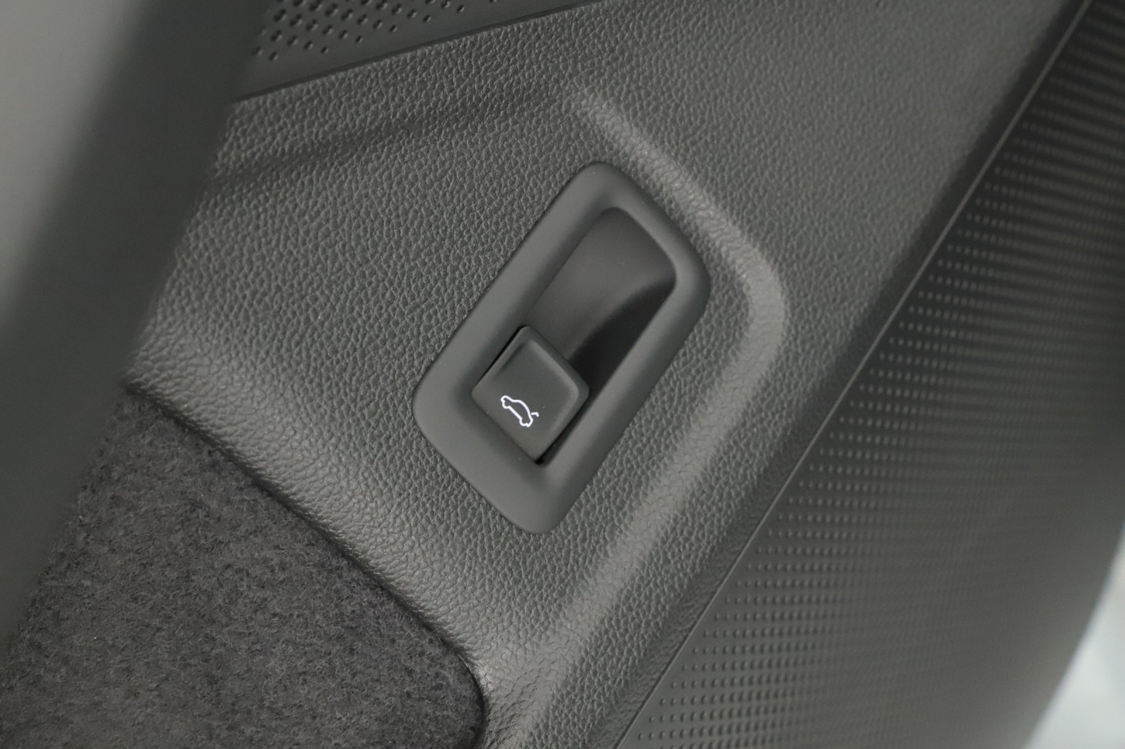 Škoda Superb - 2025