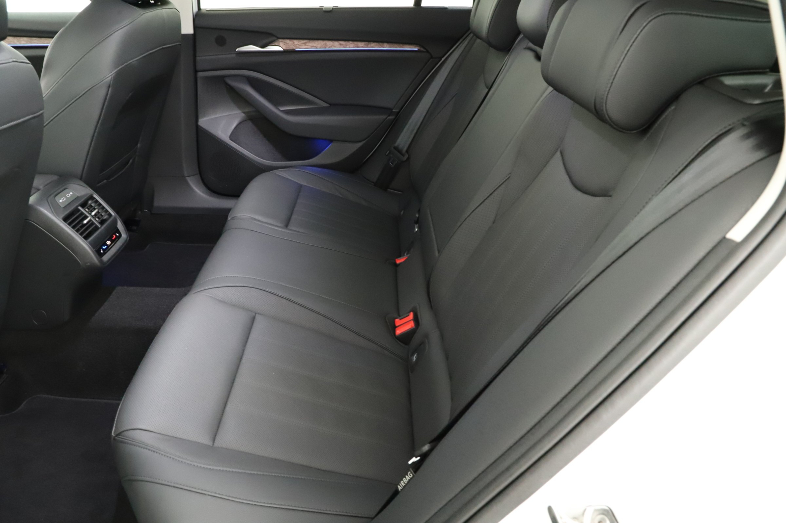 Škoda Superb - 2025