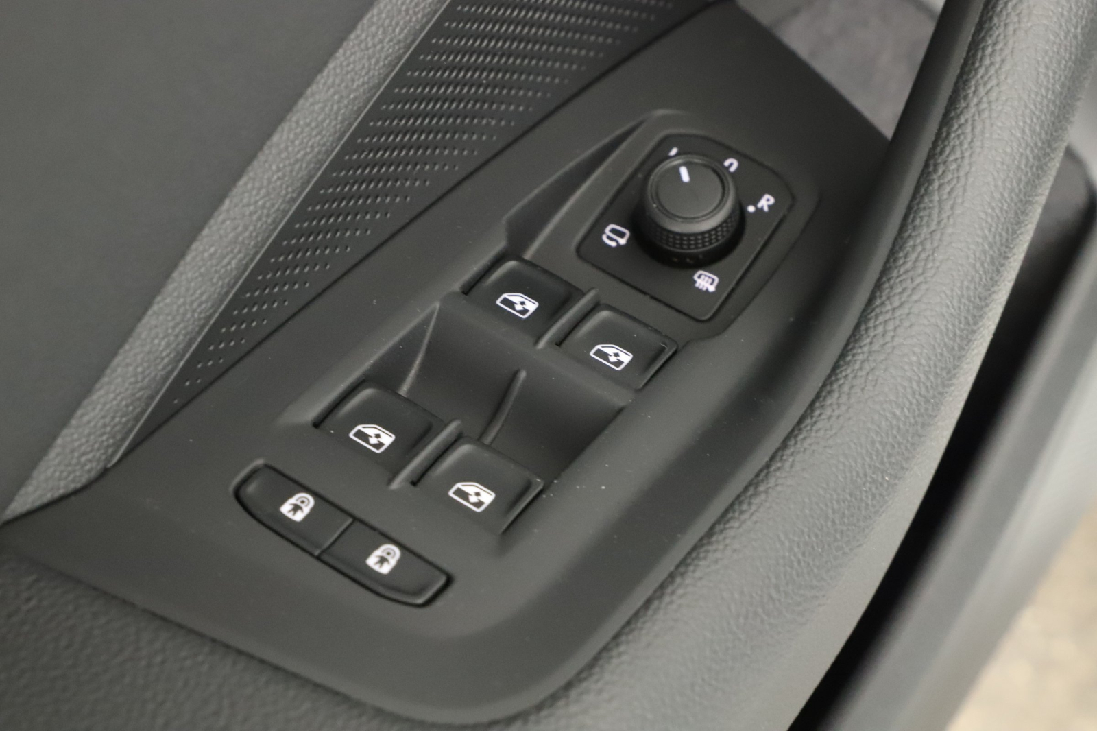 Škoda Superb - 2025