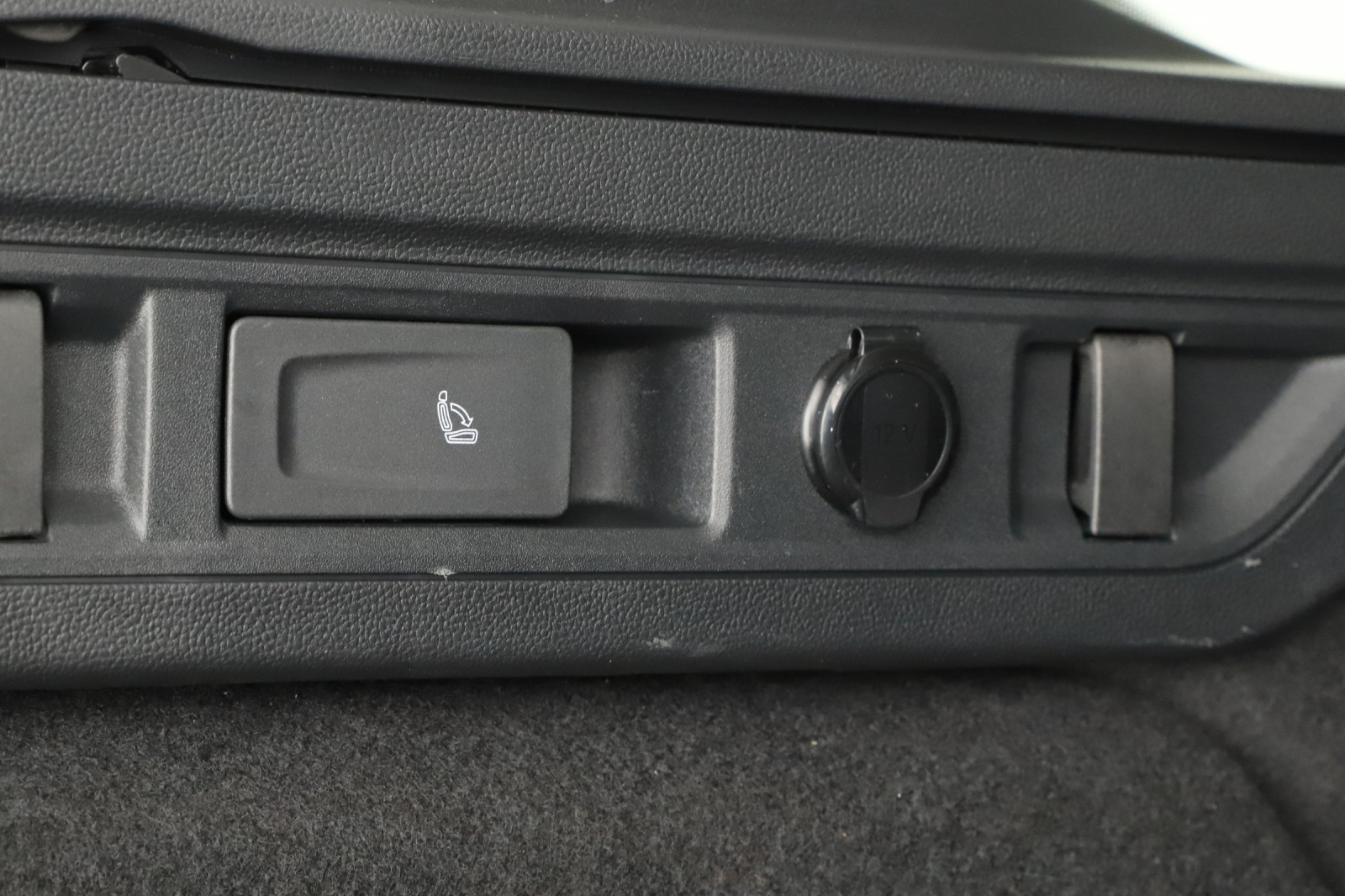 Škoda Superb - 2025