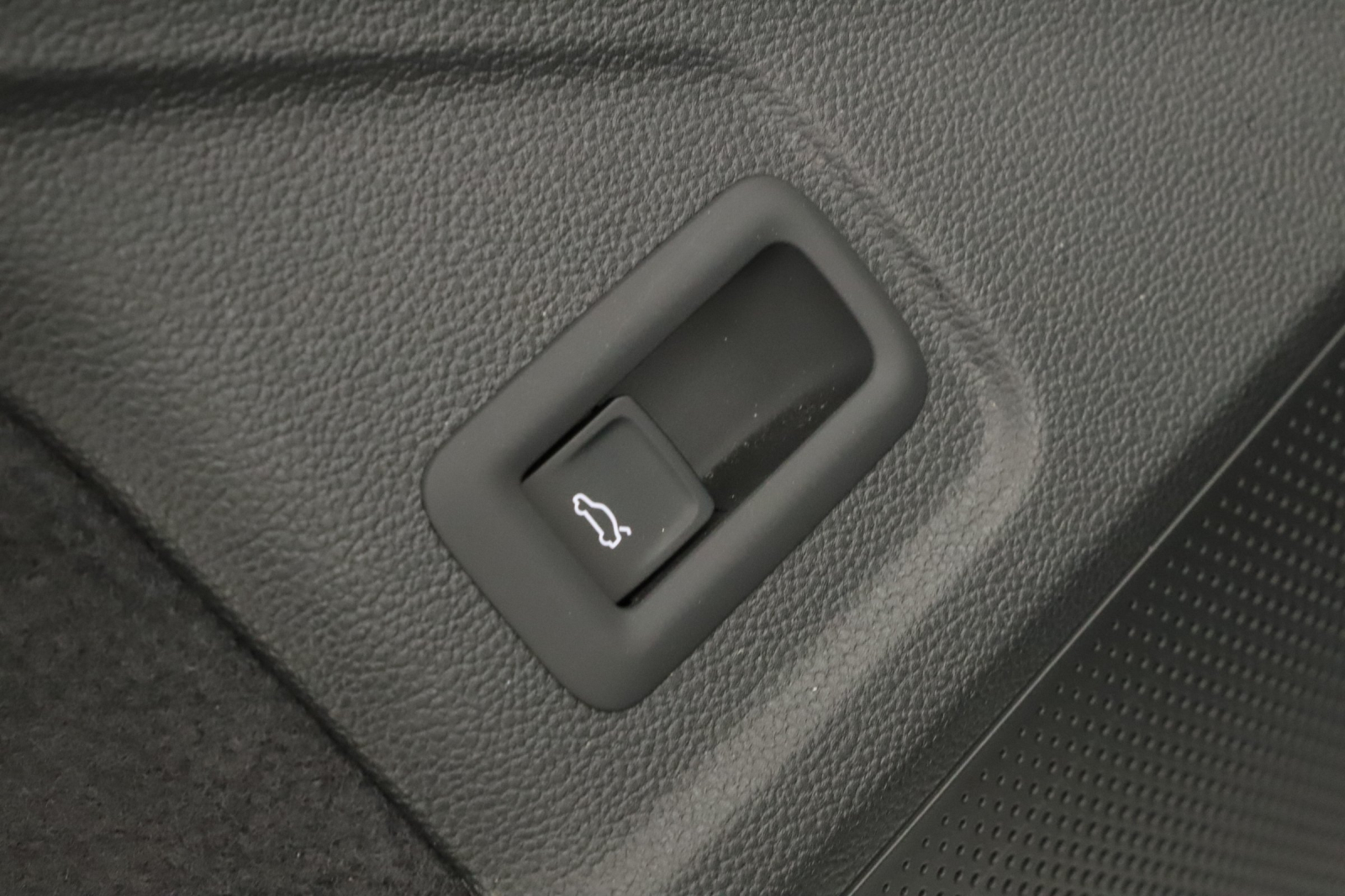 Škoda Superb - 2025