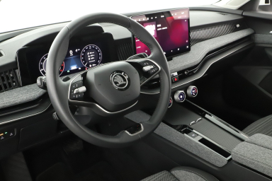 Škoda Superb - 2024