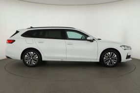 Škoda Superb - 2024