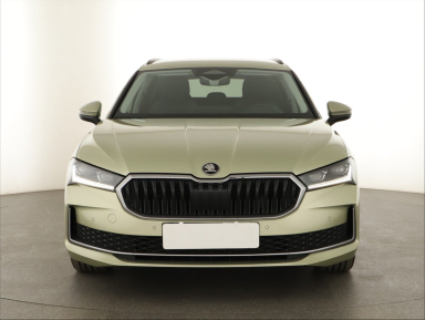 Škoda Superb - 2024