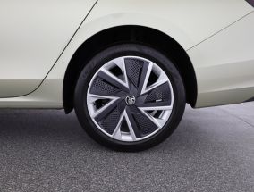 Škoda Superb - 2024