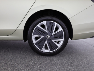 Škoda Superb - 2024