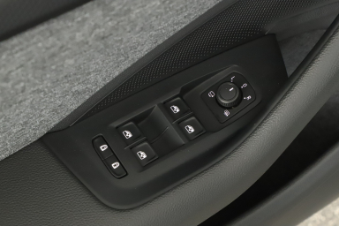 Škoda Superb - 2024