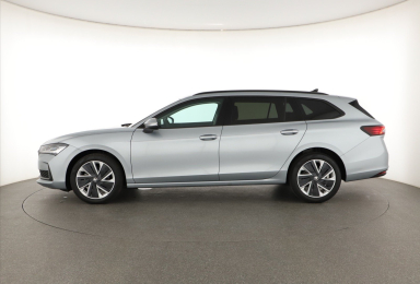 Škoda Superb - 2024