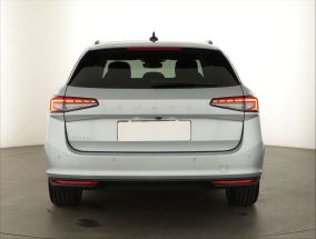 Škoda Superb - 2024