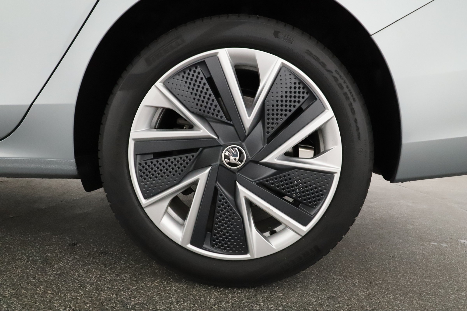 Škoda Superb - 2024