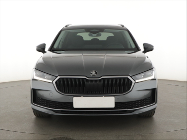 Škoda Superb - 2024