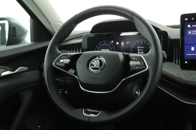 Škoda Superb - 2024