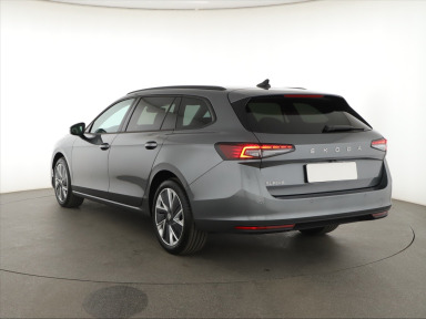 Škoda Superb - 2024