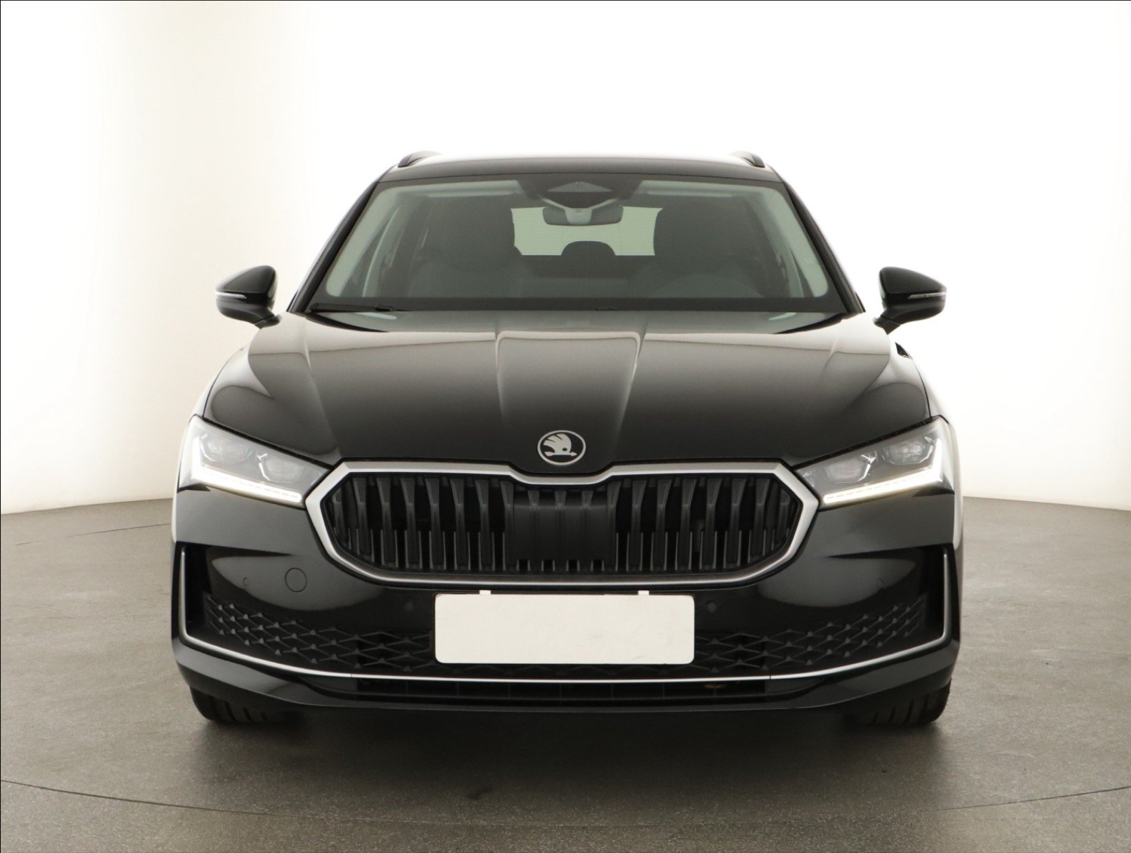 Škoda Superb - 2024