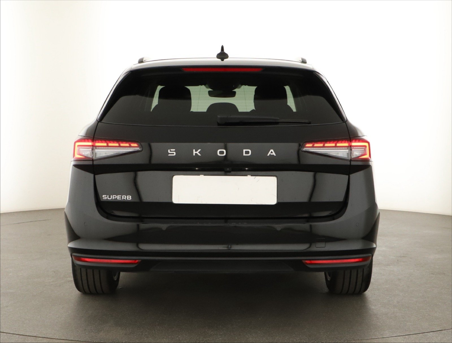 Škoda Superb - 2024