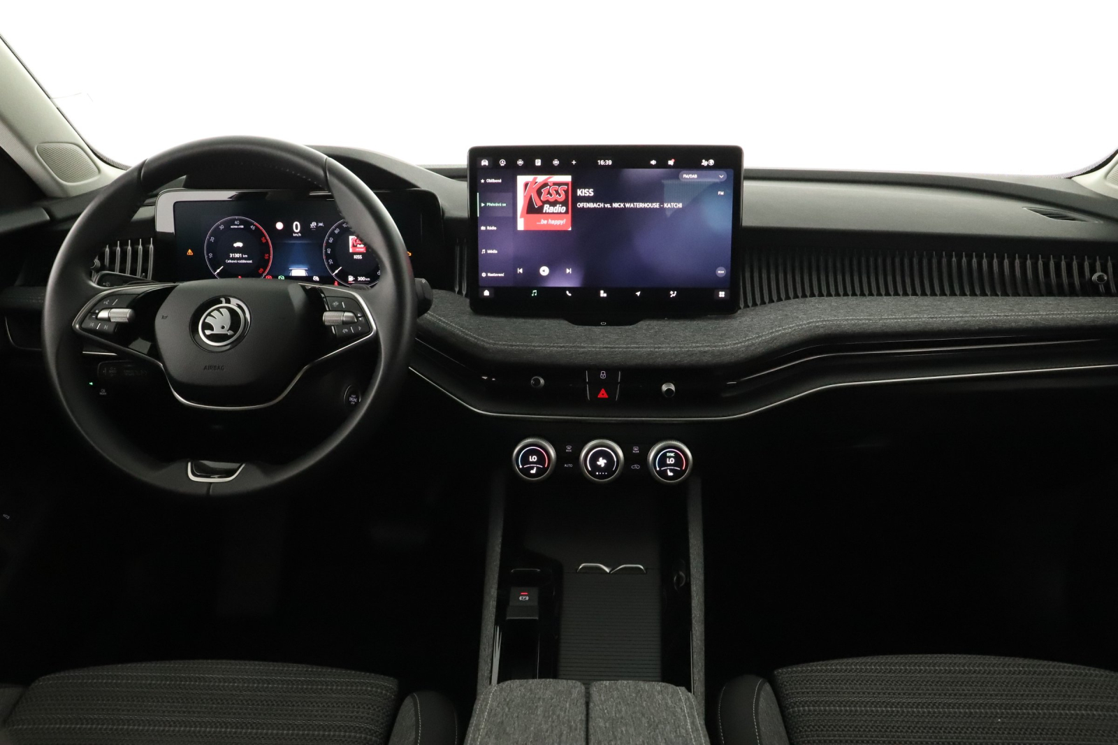 Škoda Superb - 2024