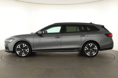 Škoda Superb - 2024