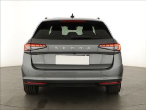 Škoda Superb - 2024
