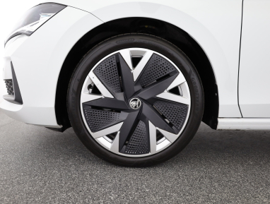 Škoda Superb - 2024
