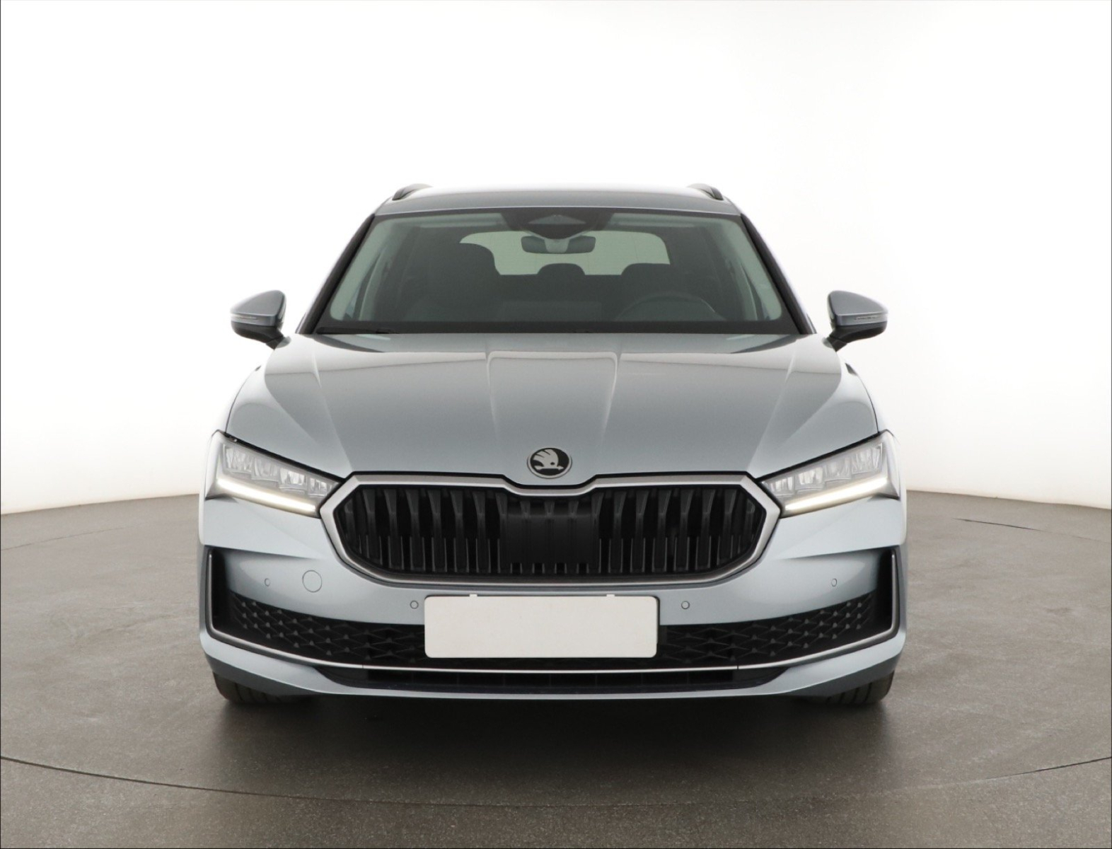 Škoda Superb - 2024
