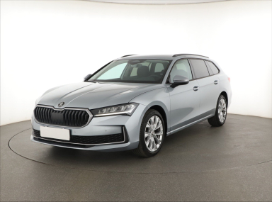 Škoda Superb - 2024