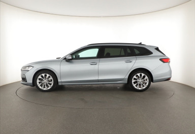 Škoda Superb - 2024